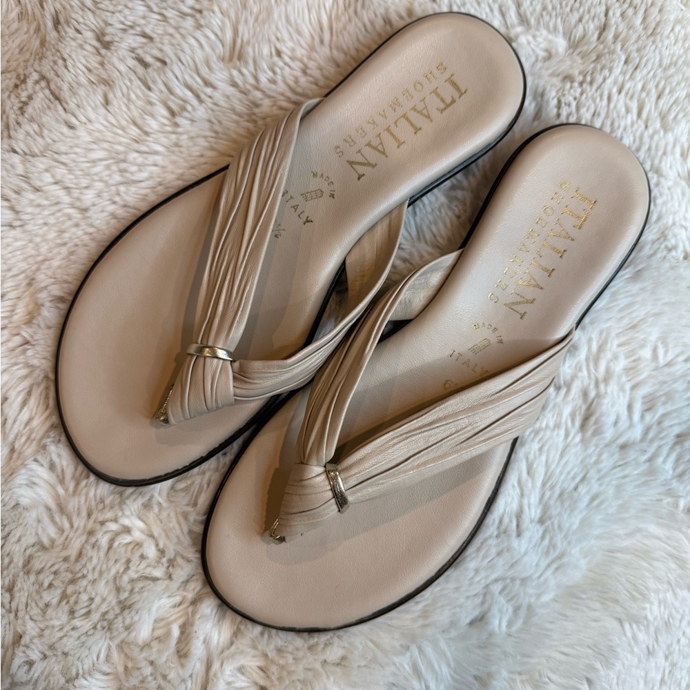 Italian Shoemakers Beige Sandals - Picture 3 of 7